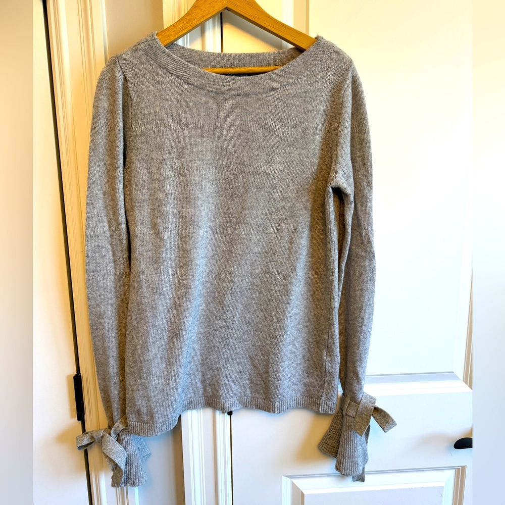 Banana Republic wool sweater L